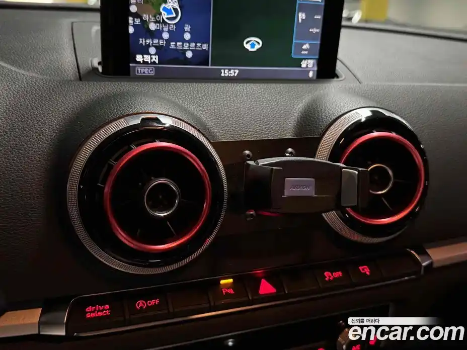 Audi A3 2015 2.0 Автомат в Москве № 159947, фото 18