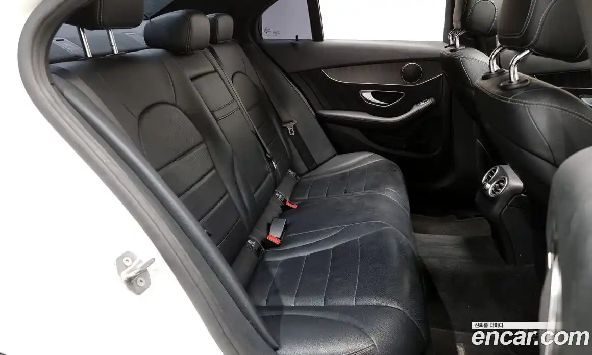 Mercedes-Benz C-Class 2017 2.0 Автомат в Москве № 161038, фото 3