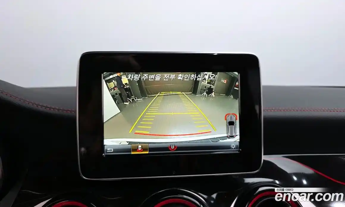 Mercedes-Benz GLA-Class 2019 2.0 Автомат в Москве № 161391, фото 16