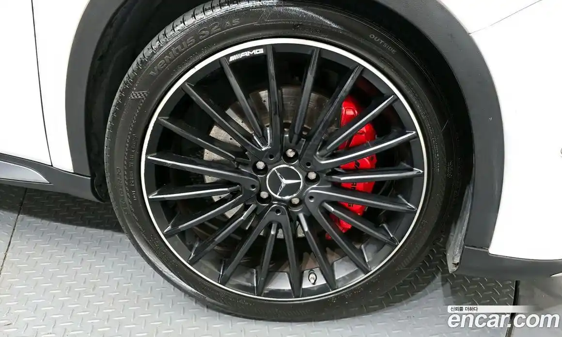 Mercedes-Benz GLA-Class 2019 2.0 Автомат в Москве № 161391, фото 5