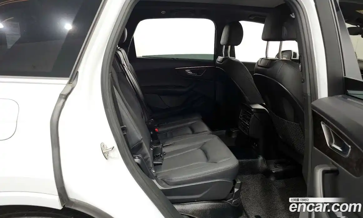 Audi Q7 2023 3.0 Автомат в Москве № 162604, фото 16