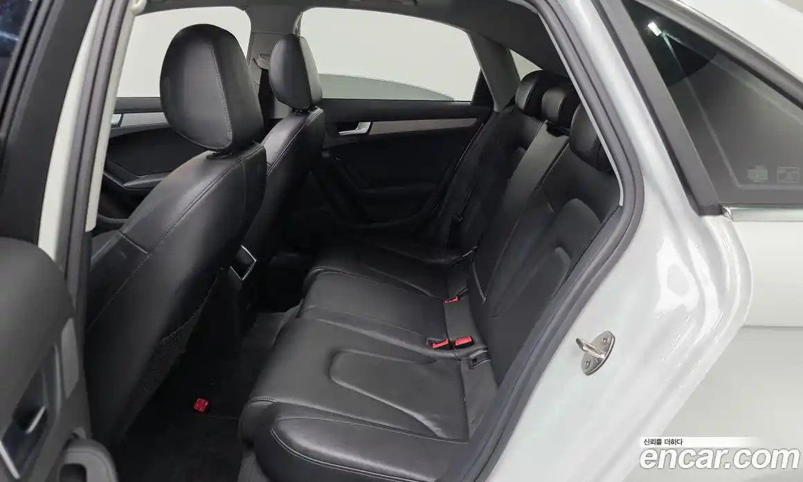 Audi A4 2013 2.0 Автомат в Москве № 162762, фото 6