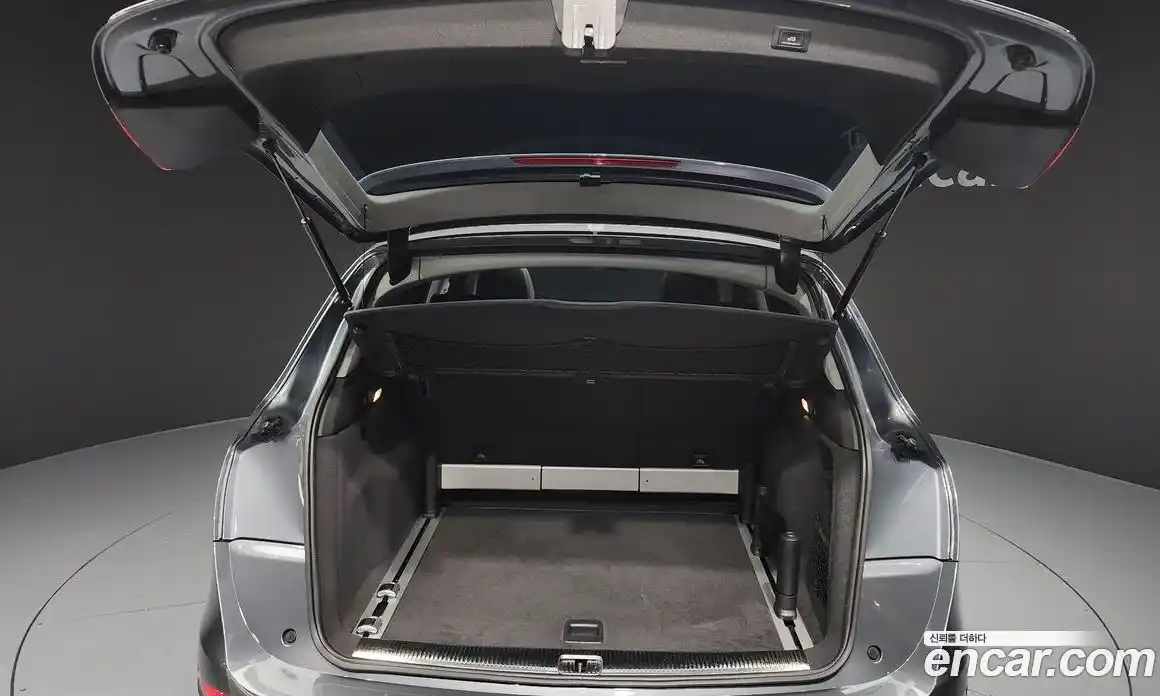 Audi Q5 2016 2.0 Автомат в Москве № 163745, фото 3