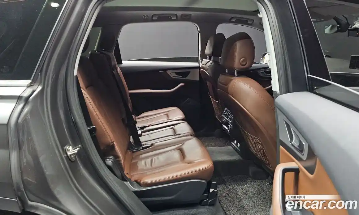 Audi Q7 2019 2.0 Автомат в Москве № 163865, фото 7