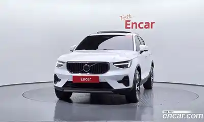 Volvo XC40, 2024