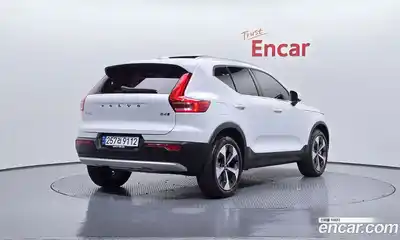 Volvo XC40 2024 2.0 Автомат в Москве № 164131, миниатюра 9