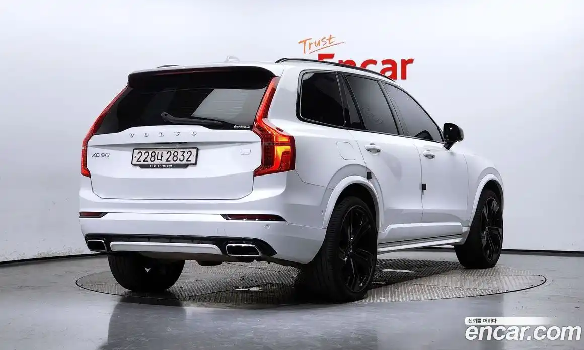 Volvo XC90 2021 2.0 Автомат в Москве № 164664, фото 4