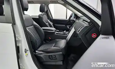 Land Rover Discovery 2022 3.0 Автомат в Москве № 166246, миниатюра 11
