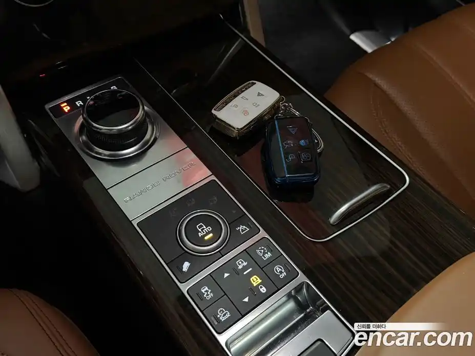 Land Rover Range-Rover 2017 5.0 Автомат в Москве № 166822, фото 17