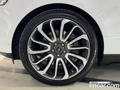 Land Rover Range-Rover 2017 5.0 Автомат в Москве № 166822, миниатюра 6