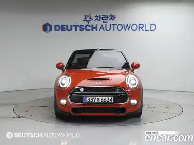 Mini Cooper Convertible 2019 2.0 Автомат в Москве № 167459, миниатюра 3