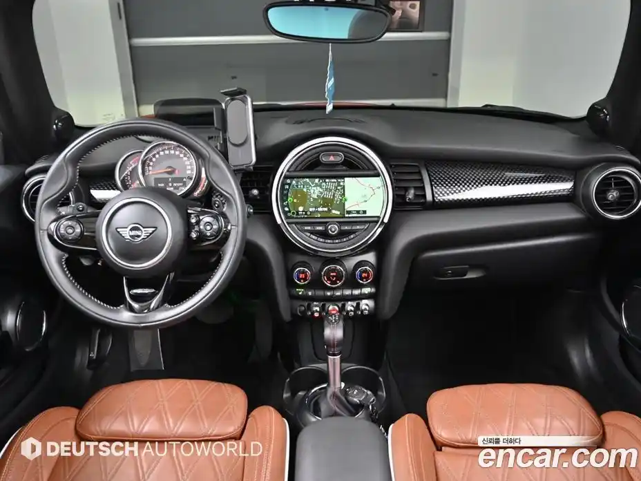 Mini Cooper Convertible 2019 2.0 Автомат в Москве № 167459, фото 7