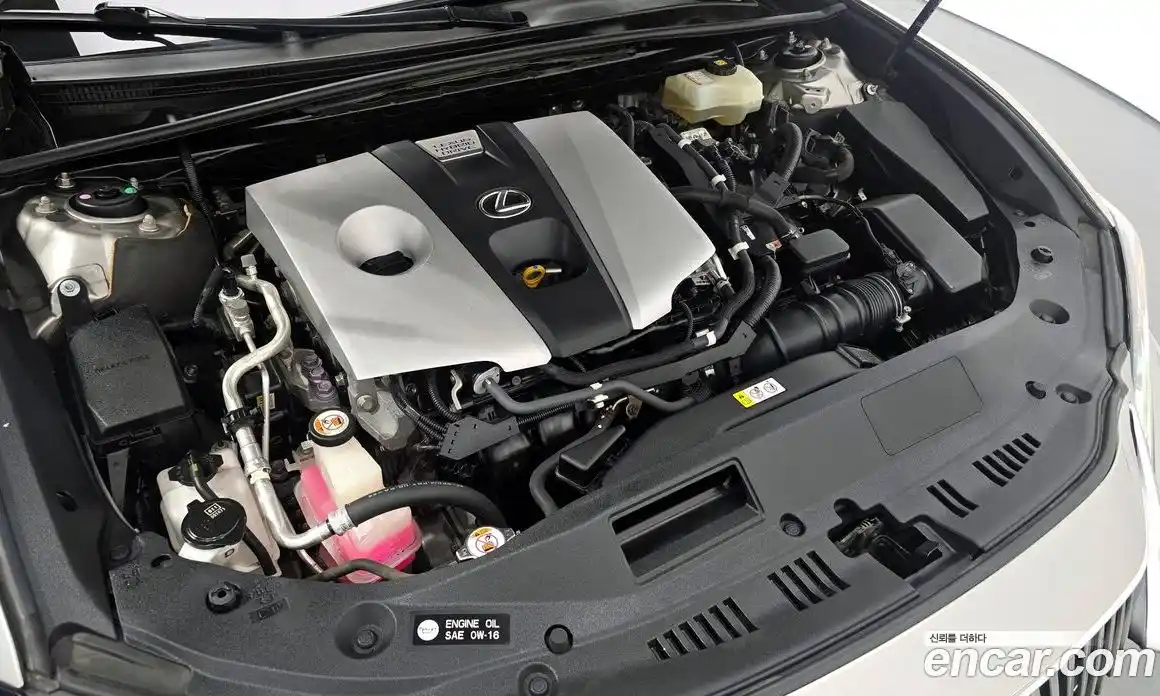 Lexus ES 2019 2.5 Автомат в Москве № 168269, фото 6