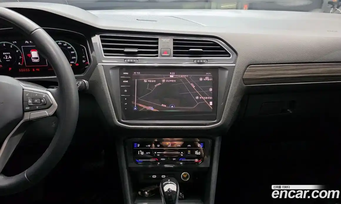 Volkswagen Tiguan 2023 2.0 Автомат в Москве № 168623, фото 17