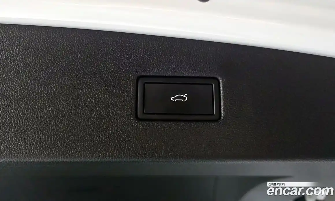 Volkswagen Tiguan 2023 2.0 Автомат в Москве № 168623, фото 18