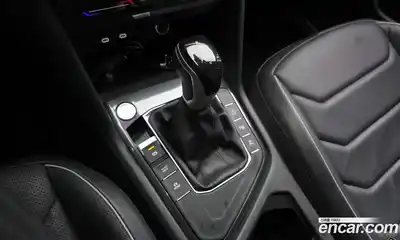 Volkswagen Tiguan 2023 2.0 Автомат в Москве № 168623, миниатюра 9