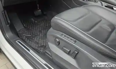 Volkswagen Tiguan 2018 2.0 Автомат в Москве № 168678, миниатюра 12