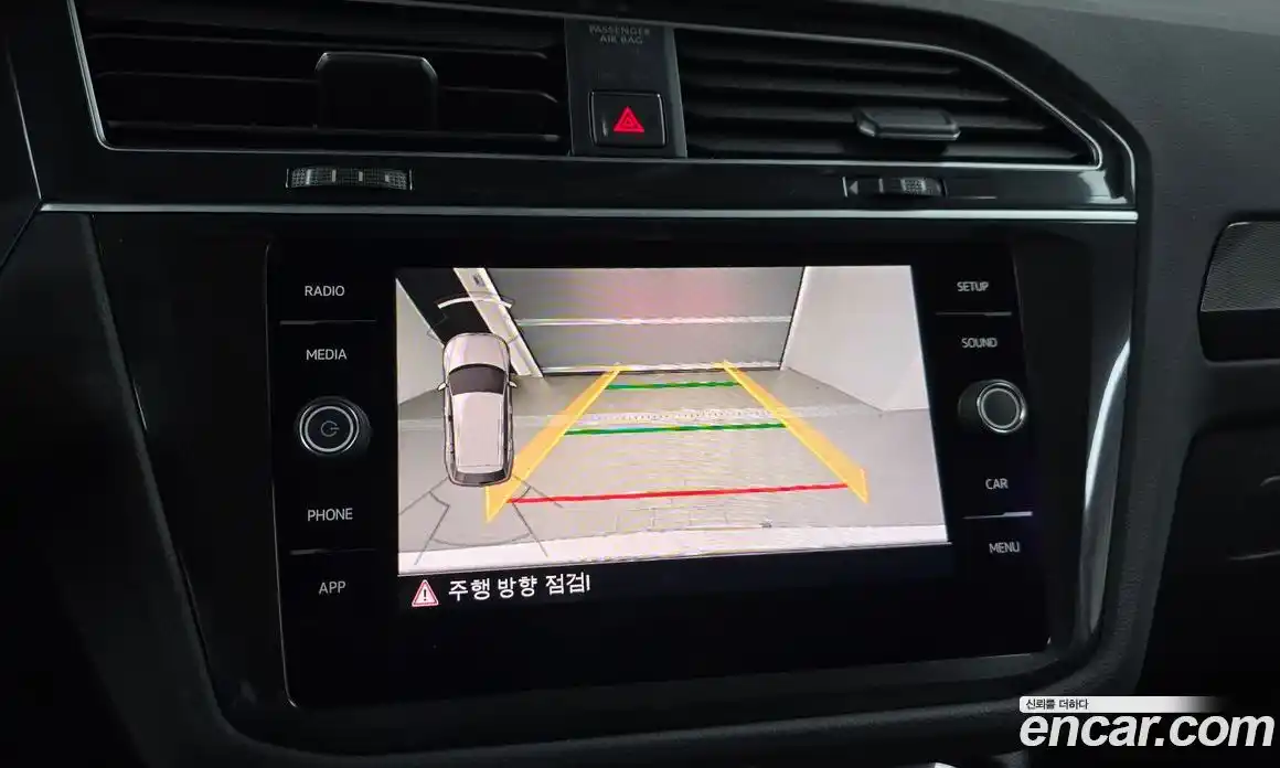 Volkswagen Tiguan 2018 2.0 Автомат в Москве № 168678, фото 5