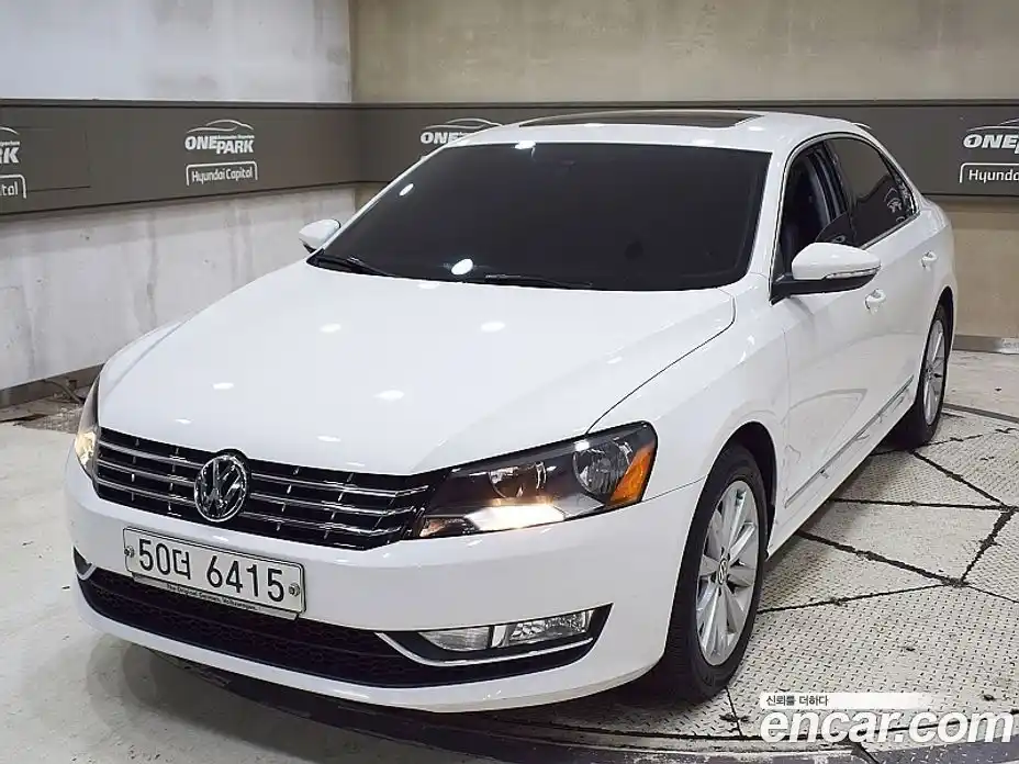 Volkswagen Passat 2015 1.8 Автомат в Москве № 169272, фото 3