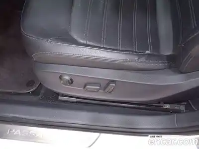 Volkswagen Passat 2015 1.8 Автомат в Москве № 169272, миниатюра 5