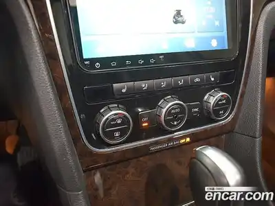 Volkswagen Passat 2015 1.8 Автомат в Москве № 169272, миниатюра 6