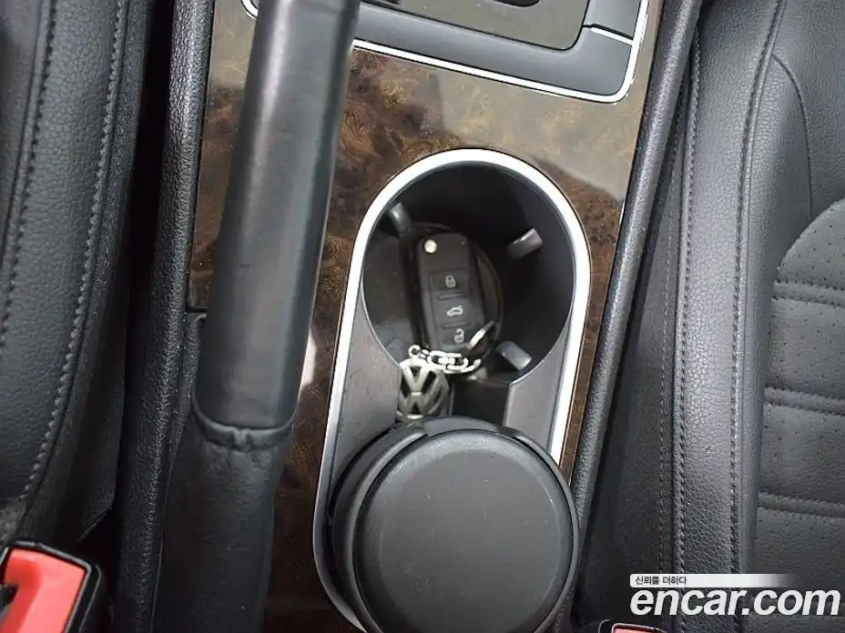 Volkswagen Passat 2015 1.8 Автомат в Москве № 169272, фото 8