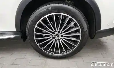 Mercedes-Benz GLC-Class 2024 2.0 Автомат в Москве № 174934, миниатюра 3