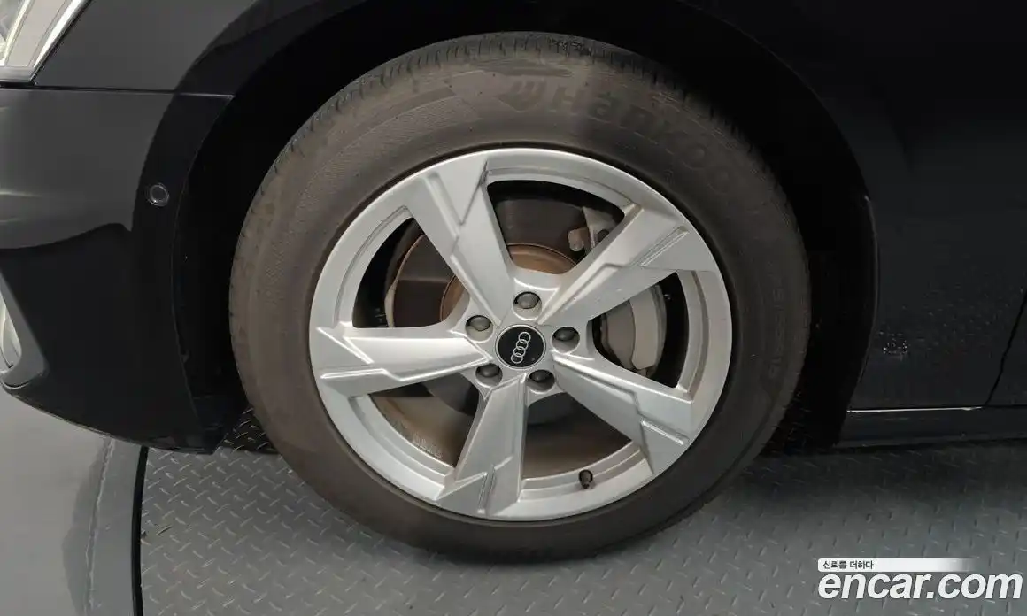 Audi A6 2021 2.0 Автомат в Москве № 177368, фото 5