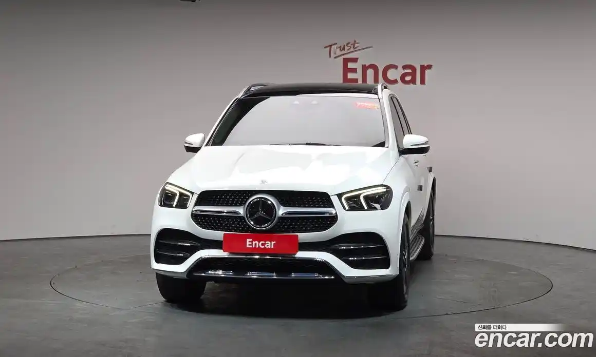 Mercedes-Benz GLE-Class 2021 3.0 Автомат в Москве № 177651, фото 1