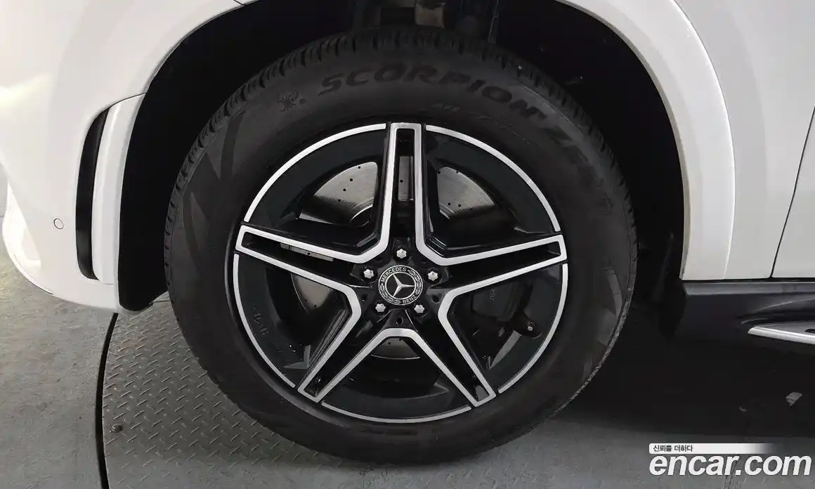 Mercedes-Benz GLE-Class 2021 3.0 Автомат в Москве № 177651, фото 16