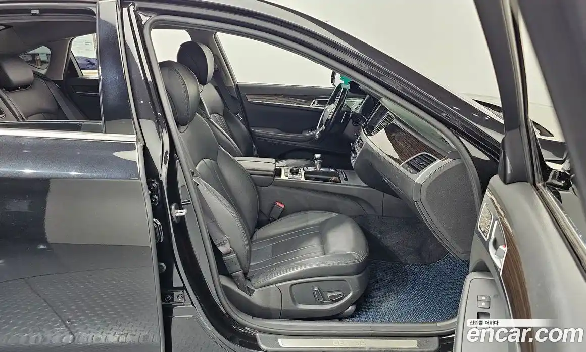 Genesis G80 2018 3.3 Автомат в Москве № 178933, фото 13