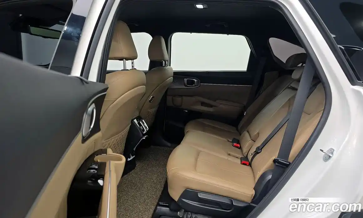 Kia Sorento 2024 1.6 Автомат в Москве № 18081, фото 13