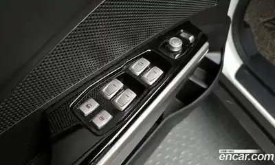 SsangYong TIBOLI 2016 1.6 Автомат в Москве № 181502, миниатюра 11