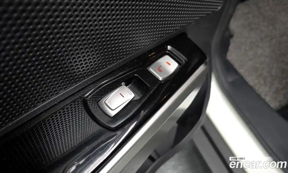 SsangYong TIBOLI 2016 1.6 Автомат в Москве № 181502, фото 8