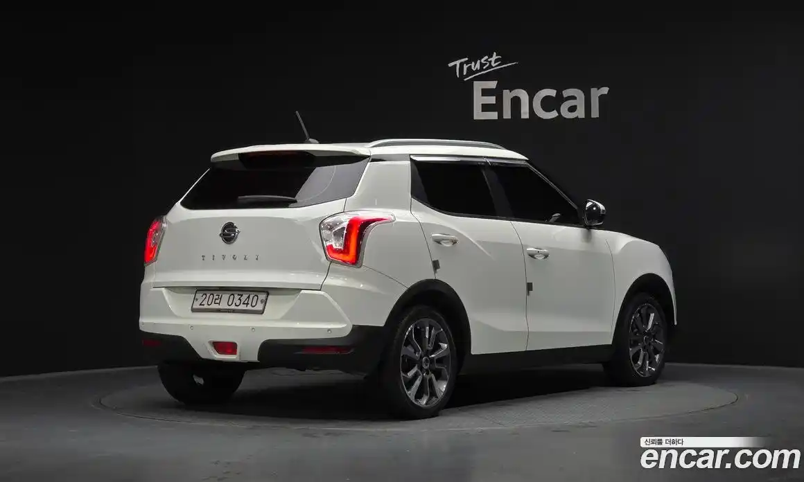 SsangYong TIBOLI 2016 1.6 Автомат в Москве № 181502, фото 10