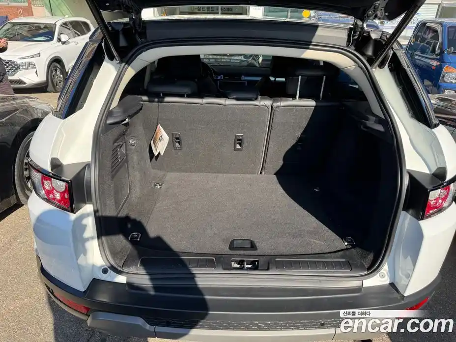 Land Rover Range-Rover Evoque 2015 2.2 Автомат в Москве № 190523, фото 11