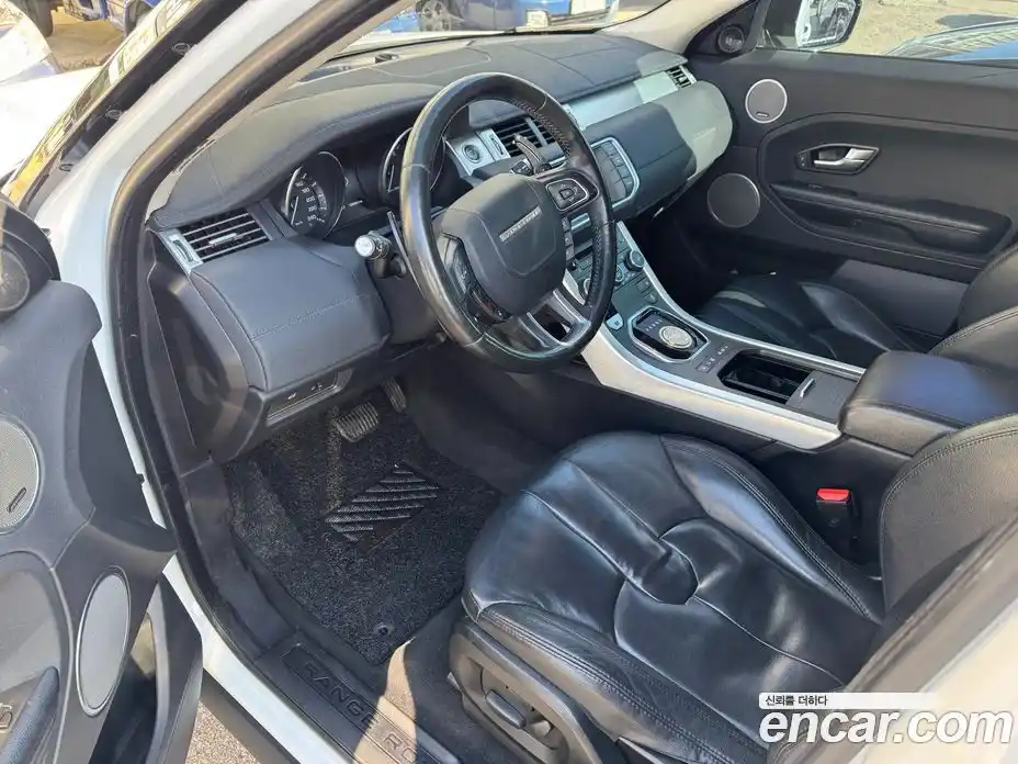 Land Rover Range-Rover Evoque 2015 2.2 Автомат в Москве № 190523, фото 16