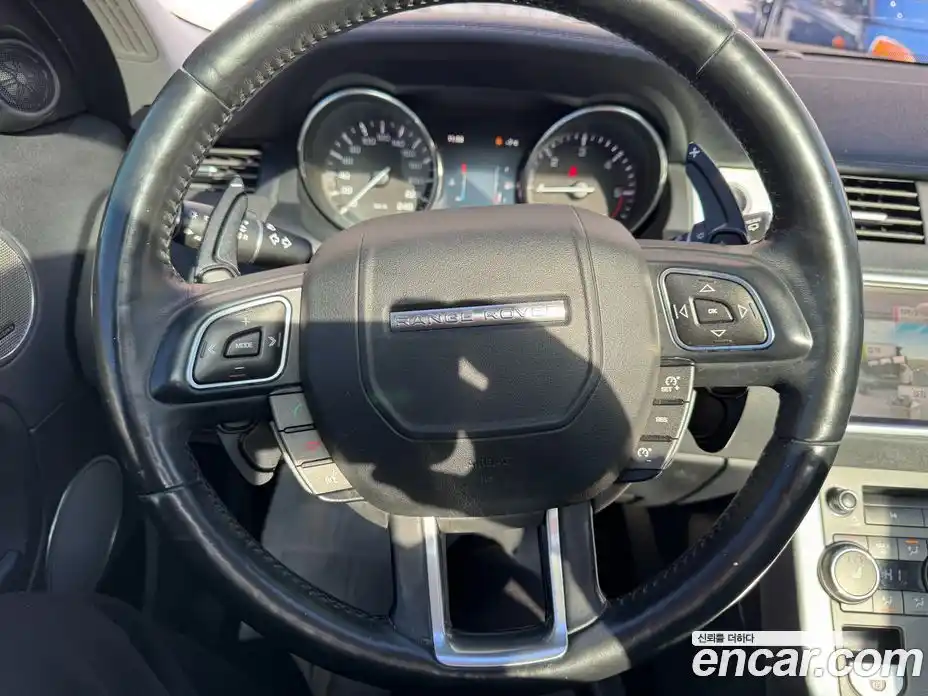 Land Rover Range-Rover Evoque 2015 2.2 Автомат в Москве № 190523, фото 8