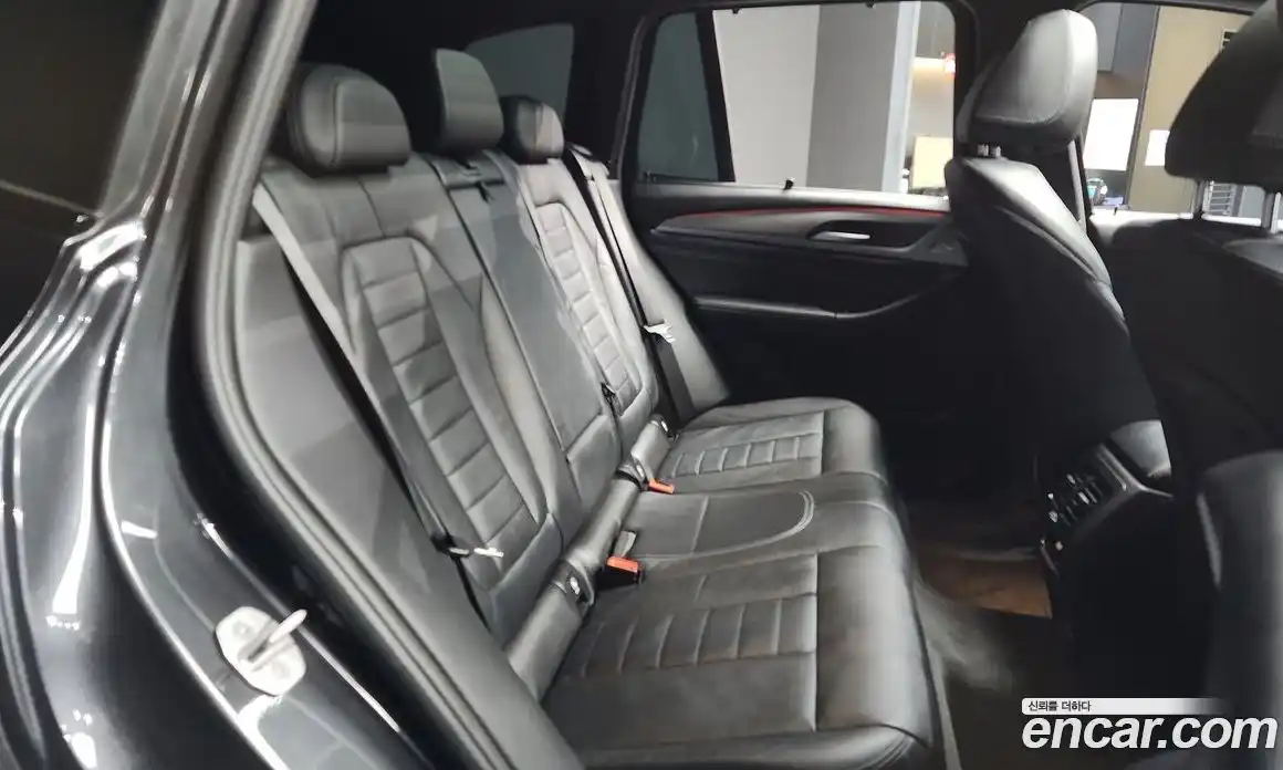 BMW X3 2021 2.0 Автомат в Москве № 191878, фото 3