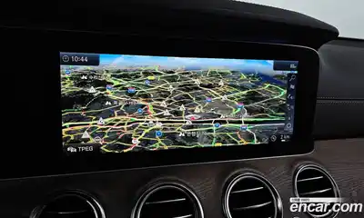 Mercedes-Benz E-Class 2019 2.0 Автомат в Москве № 193064, миниатюра 11