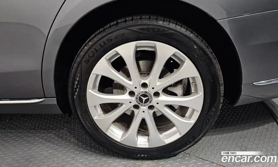 Mercedes-Benz E-Class 2019 2.0 Автомат в Москве № 193064, фото 20