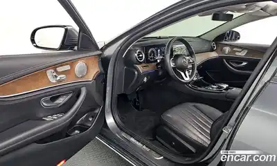 Mercedes-Benz E-Class 2019 2.0 Автомат в Москве № 193064, миниатюра 10