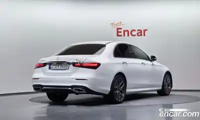 Mercedes-Benz E-Class, 2023