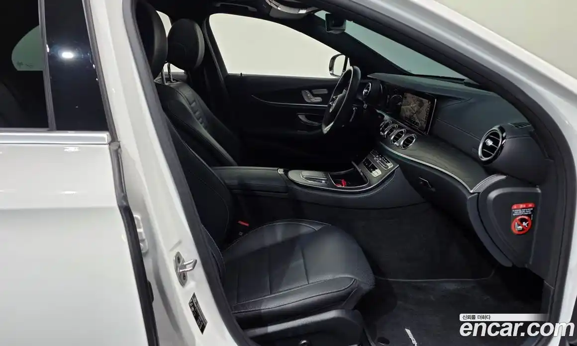 Mercedes-Benz E-Class 2023 1.9 Автомат в Москве № 193828, фото 10