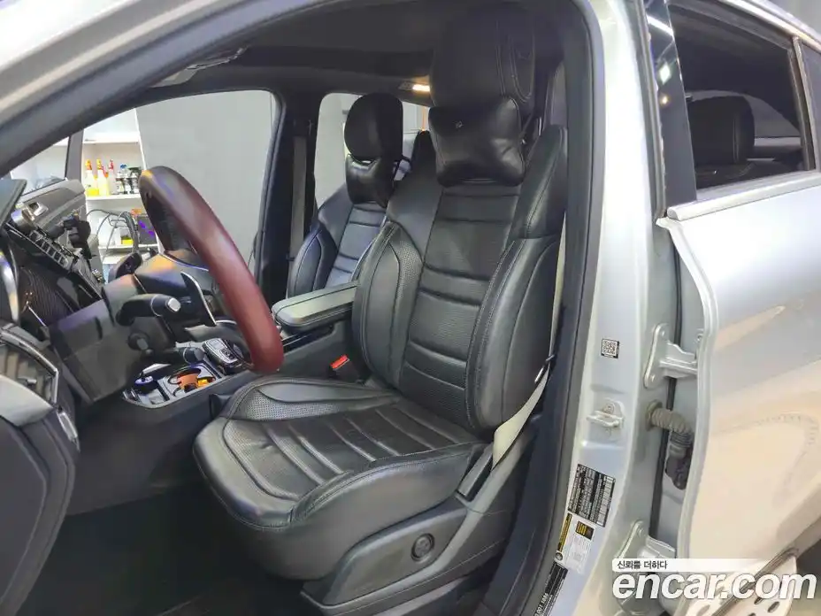 Mercedes-Benz GLE-Class 2017 5.5 Автомат в Москве № 194803, фото 16