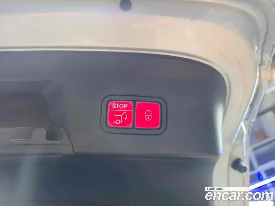 Mercedes-Benz GLE-Class 2017 5.5 Автомат в Москве № 194803, фото 19