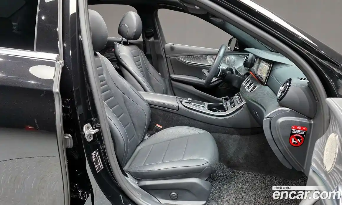 Mercedes-Benz E-Class 2022 2.0 Автомат в Москве № 195009, фото 11