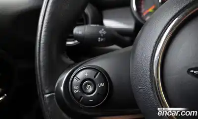 Mini Cooper 2020 1.5 Автомат в Москве № 198449, миниатюра 6