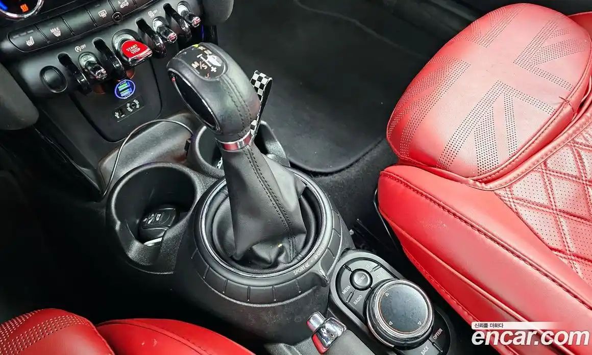 Mini Cooper 2015 2.0 Автомат в Москве № 198453, фото 16