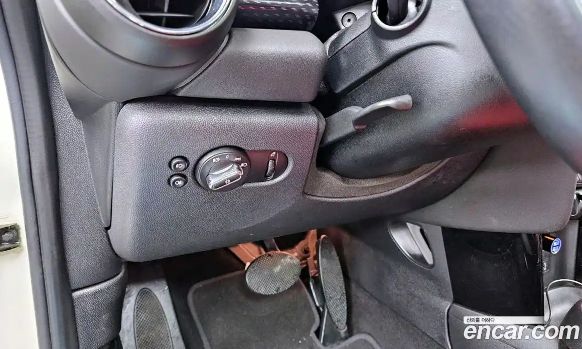 Mini Cooper 2015 2.0 Автомат в Москве № 198453, фото 4